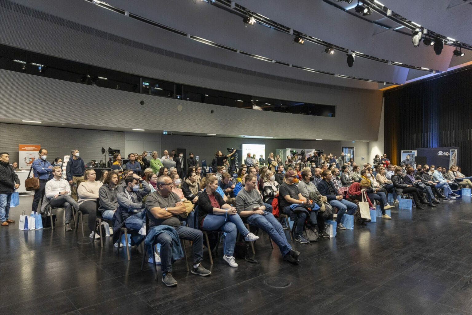 Voller Erfolg: Die Erste Wohnmesse boomt wie die gesamte Branche