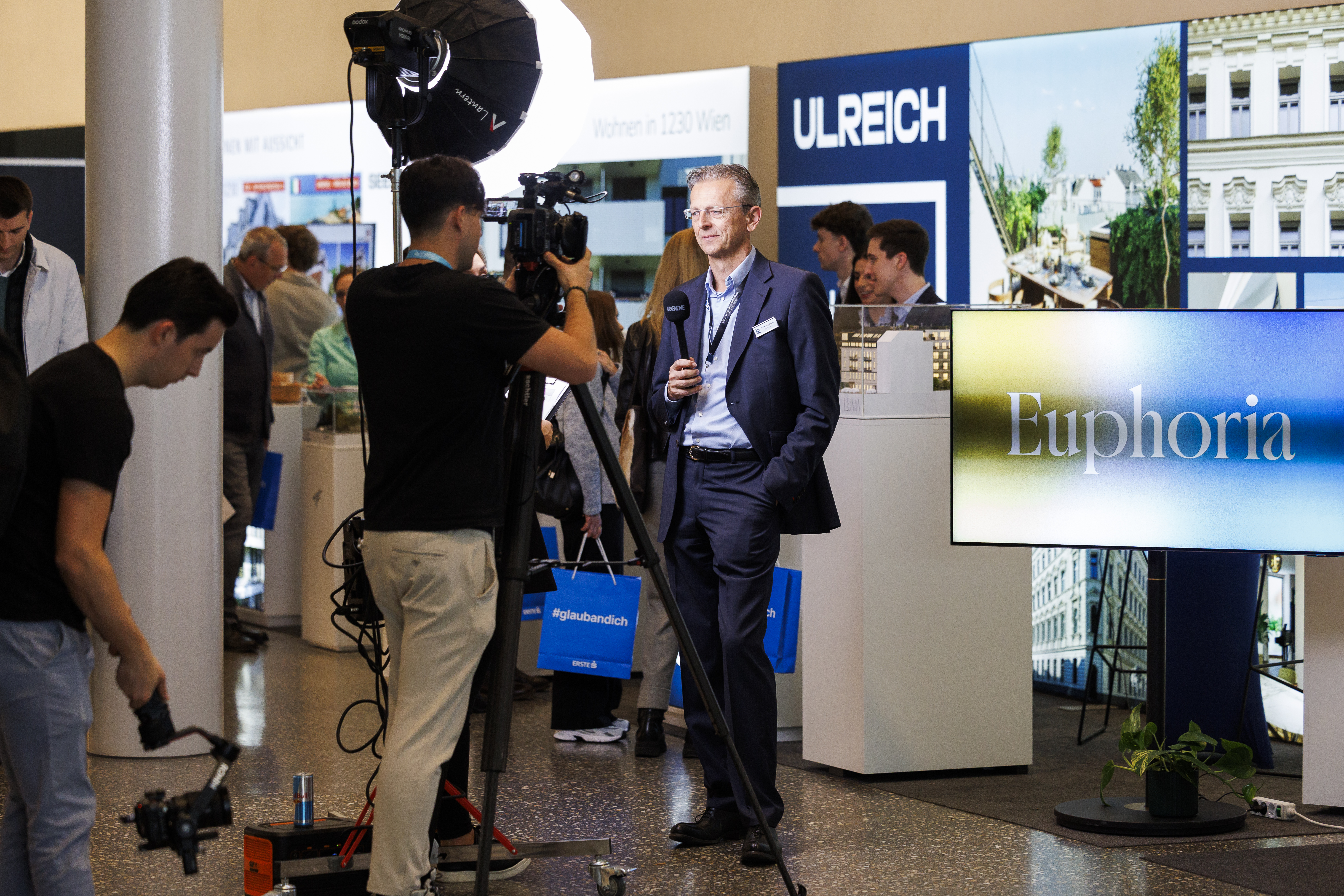 YZ 1611 &bull; Erste Wohnmesse - die Immobilienmesse in Wien